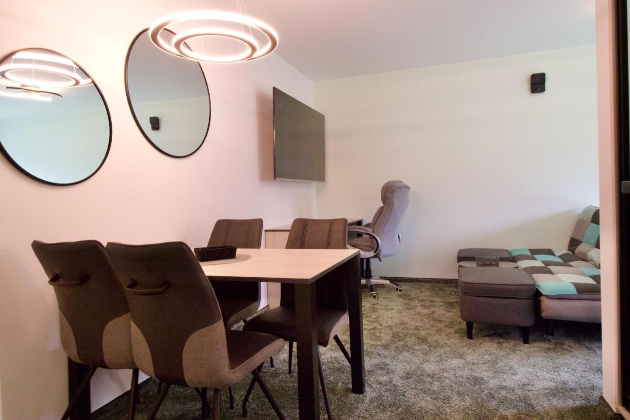Apartment Uprostred Trojuhelniku Praha - Karlovy Vary - Plzen *